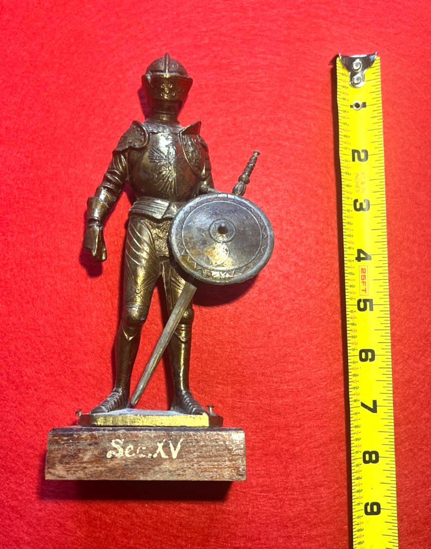 *Vintage 15th Century Style Knight Figurine “SCC.XV” Medieval Armor Sculpture