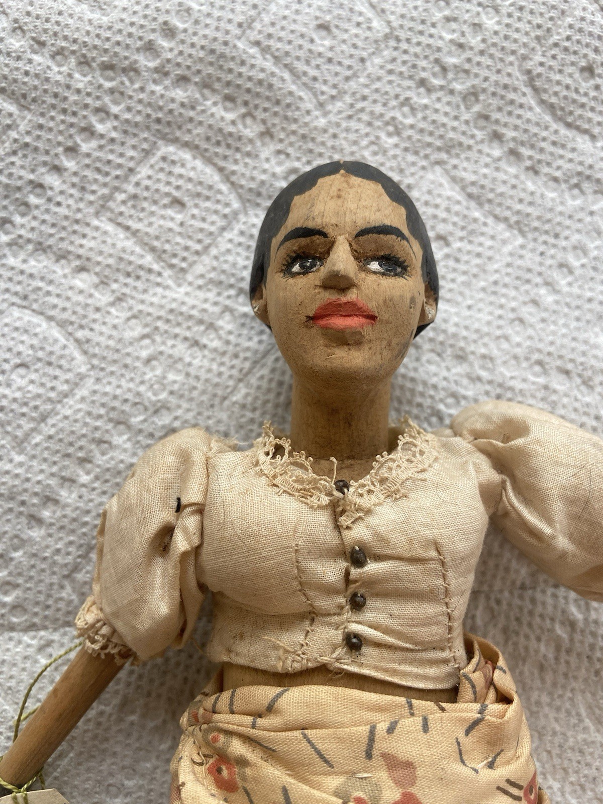 Sri Lankan (Ceylon) Antique Doll – Late 19th / Early 20th Century