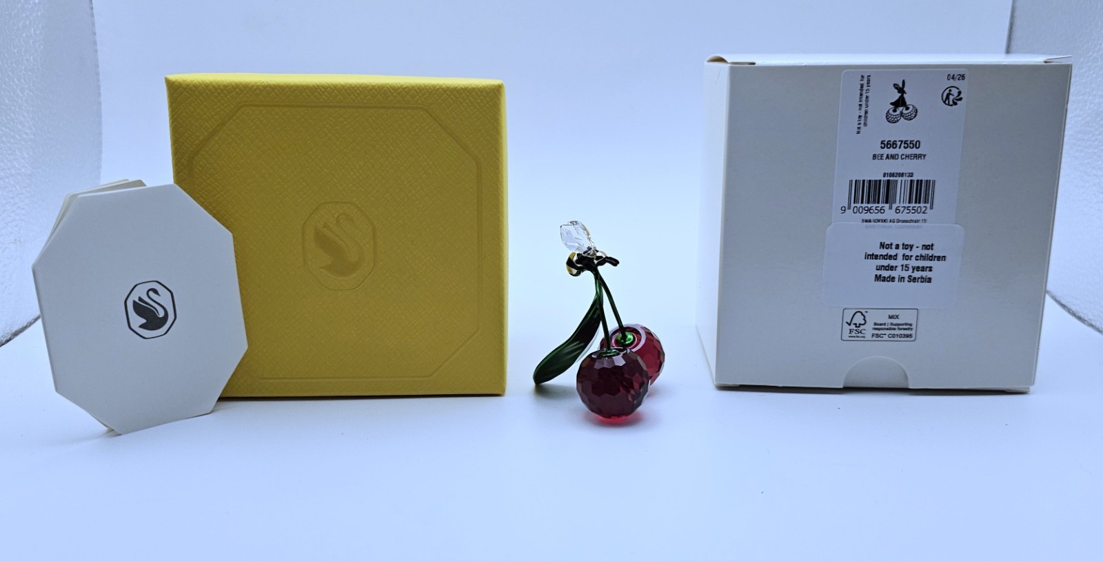 🐝🍒Swarovski 2024 L.E. Idyllia Bumble Bee on Cherries Figurine, Green Metal NIB
