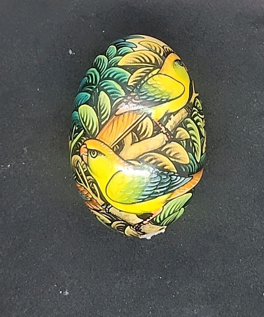 Decorative Hand Painted Colorful Real Egg With Birds Plants