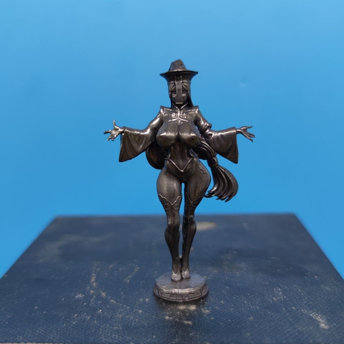 Black Brass Love Girl Swimsuit Beauty Model Figurine Boutique Ornament
