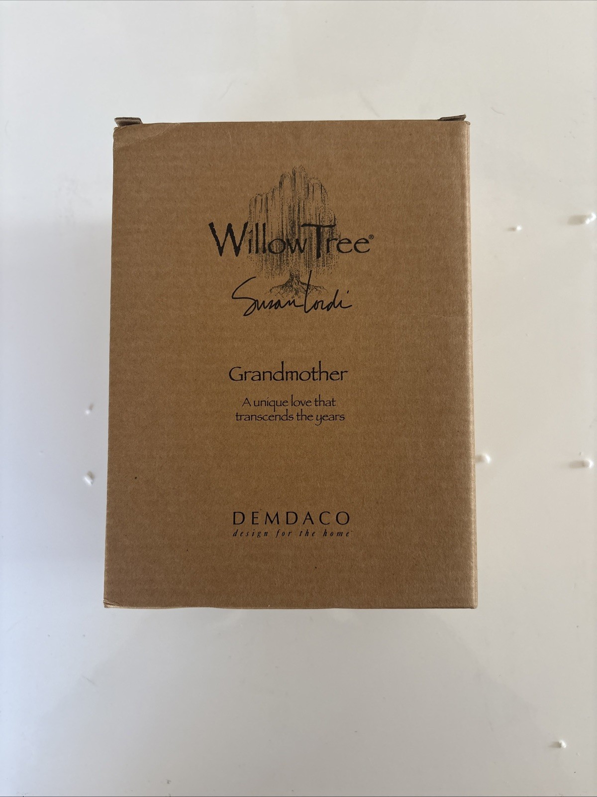 Willow Tree Grandmother 26072 New free shipping