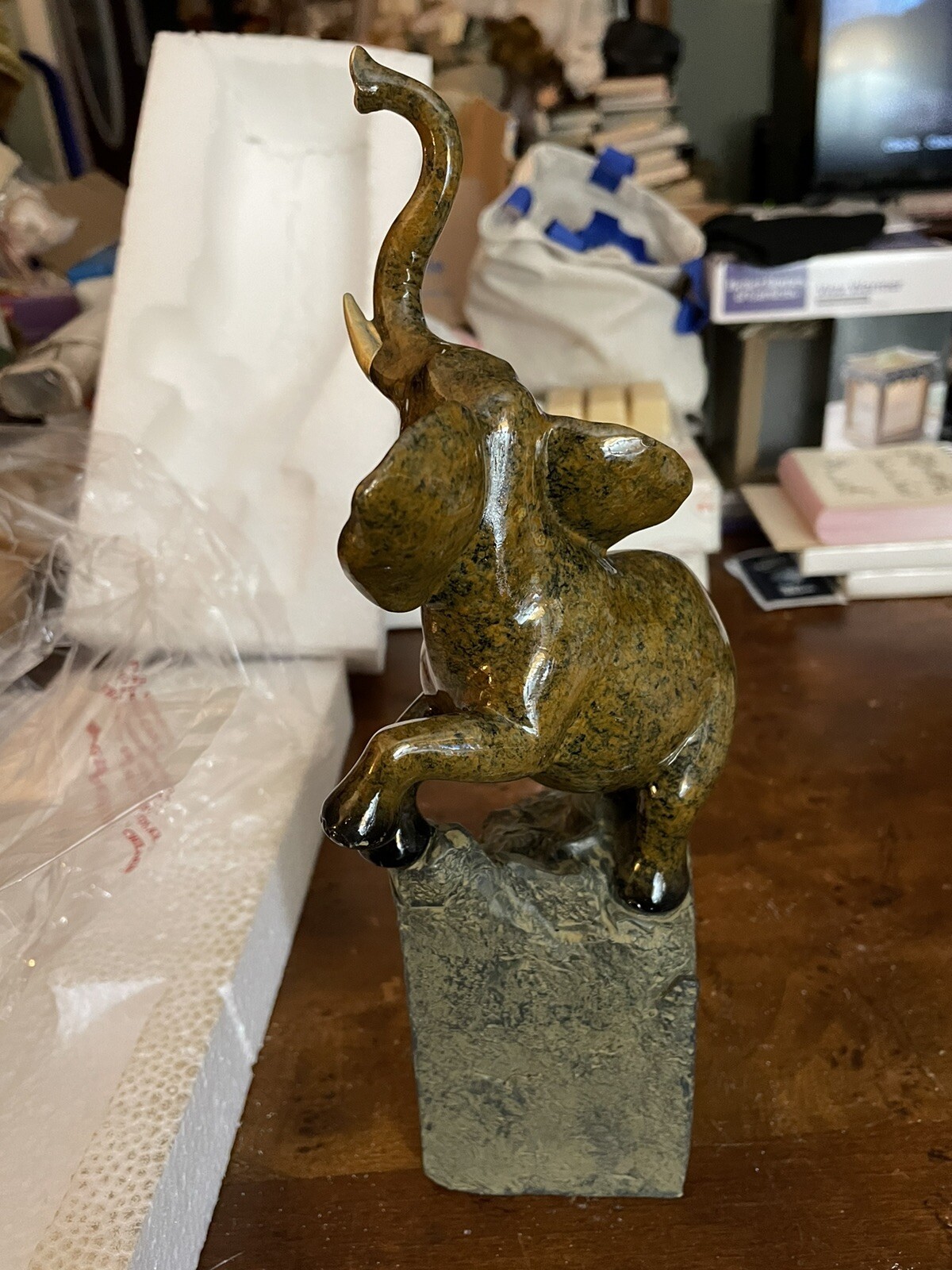 December Diamonds Table Top 10 1/2” Elephant Stone Figure Figurine New In Box