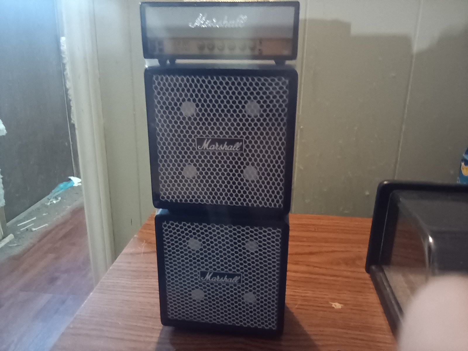 MARSHALL 1:6 SCALE 10″ MINIATURE GUITAR AMPLIFIER AMP REPLICA DOLL ACTION FIGURE