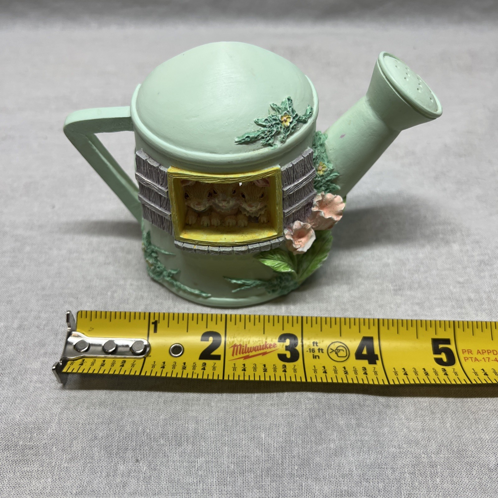 Russ Berrie Li’l Cozy Cottage Sculpstone Watering Can Cottage Bunnies Easter