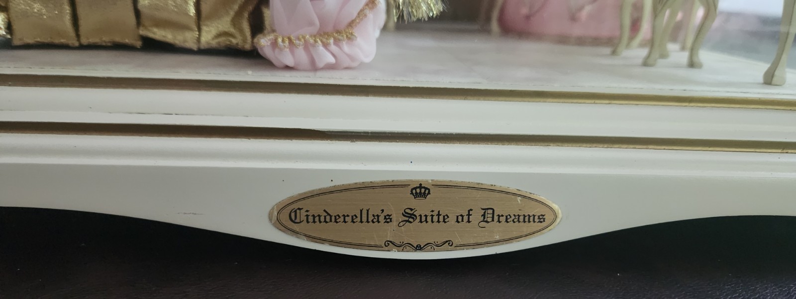 VERY RARE 1997 Franklin Mint Disney Showcase Cinderella “Suite of Dreams”