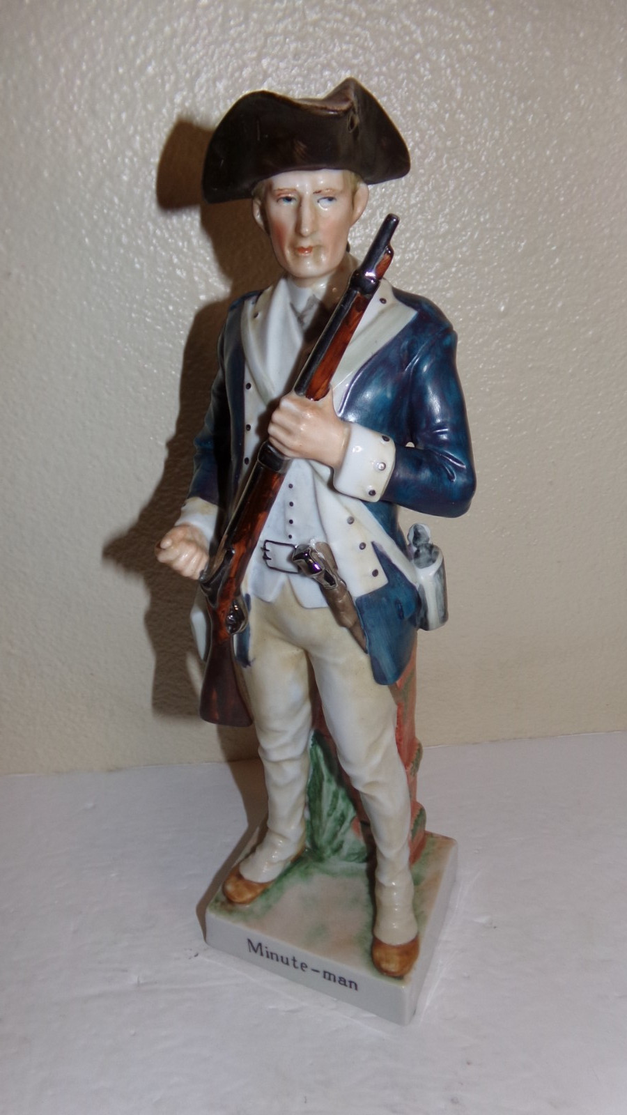 Minute-Man Solider 1776 Ceramic Figurine Figure Andrea by Sadek