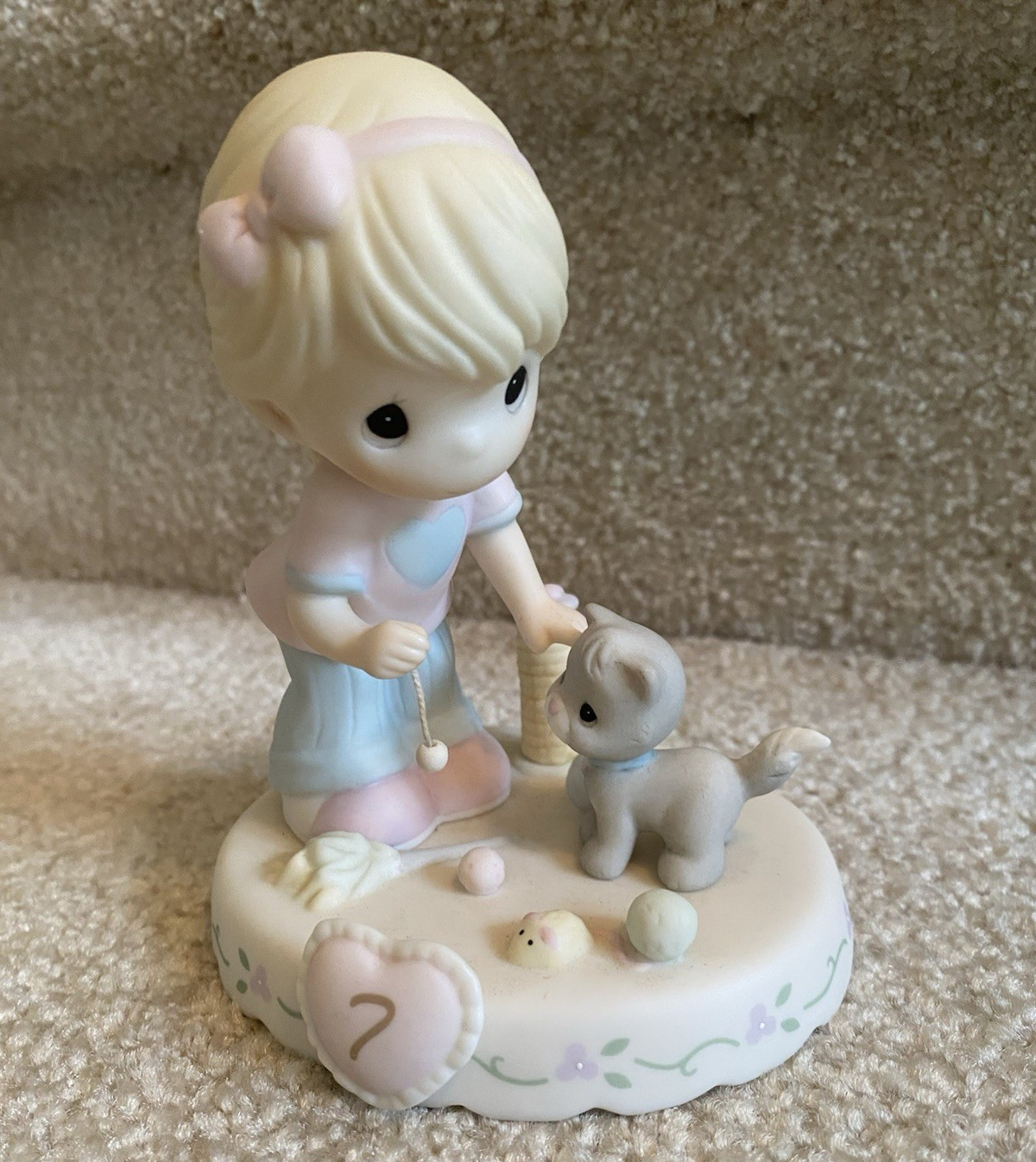 Precious Moments 2015 “Growing in Grace Age 7” Girl with Cat #154034 FREE SHIP