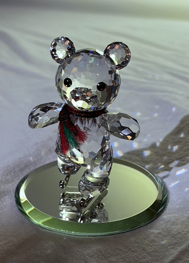 NEW Swarovski Crystal Kris Bear on Skates Figurine with Box, Mirror, Certificate
