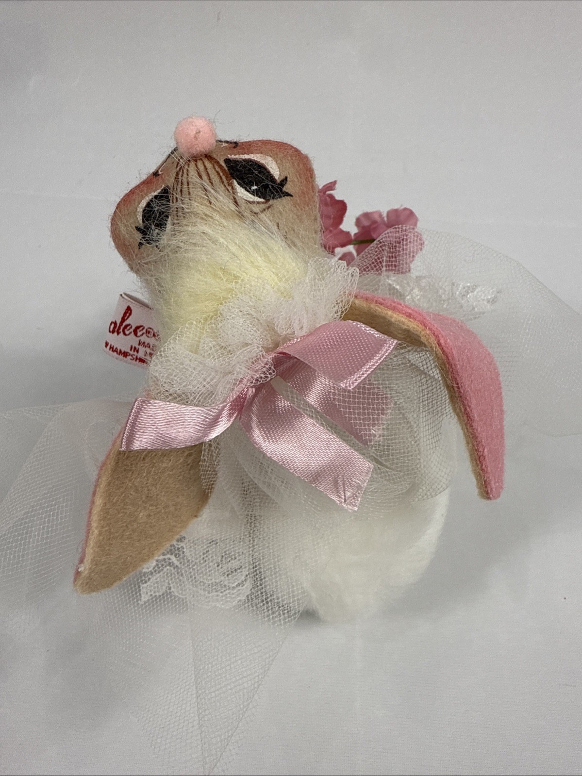 Vintage AnnaLee Mobilitee Doll Bride