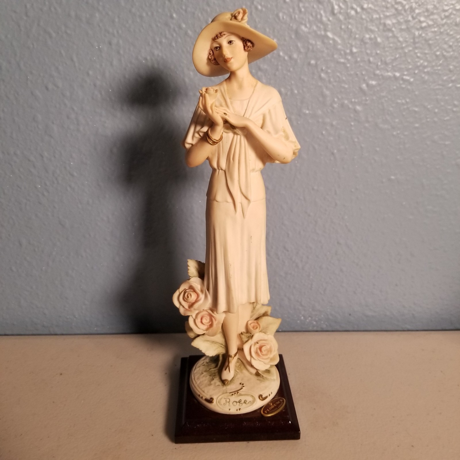 Giuseppe Armani Figurine Lady Rose Statue Capodimonte Italy Florence Art 0351F