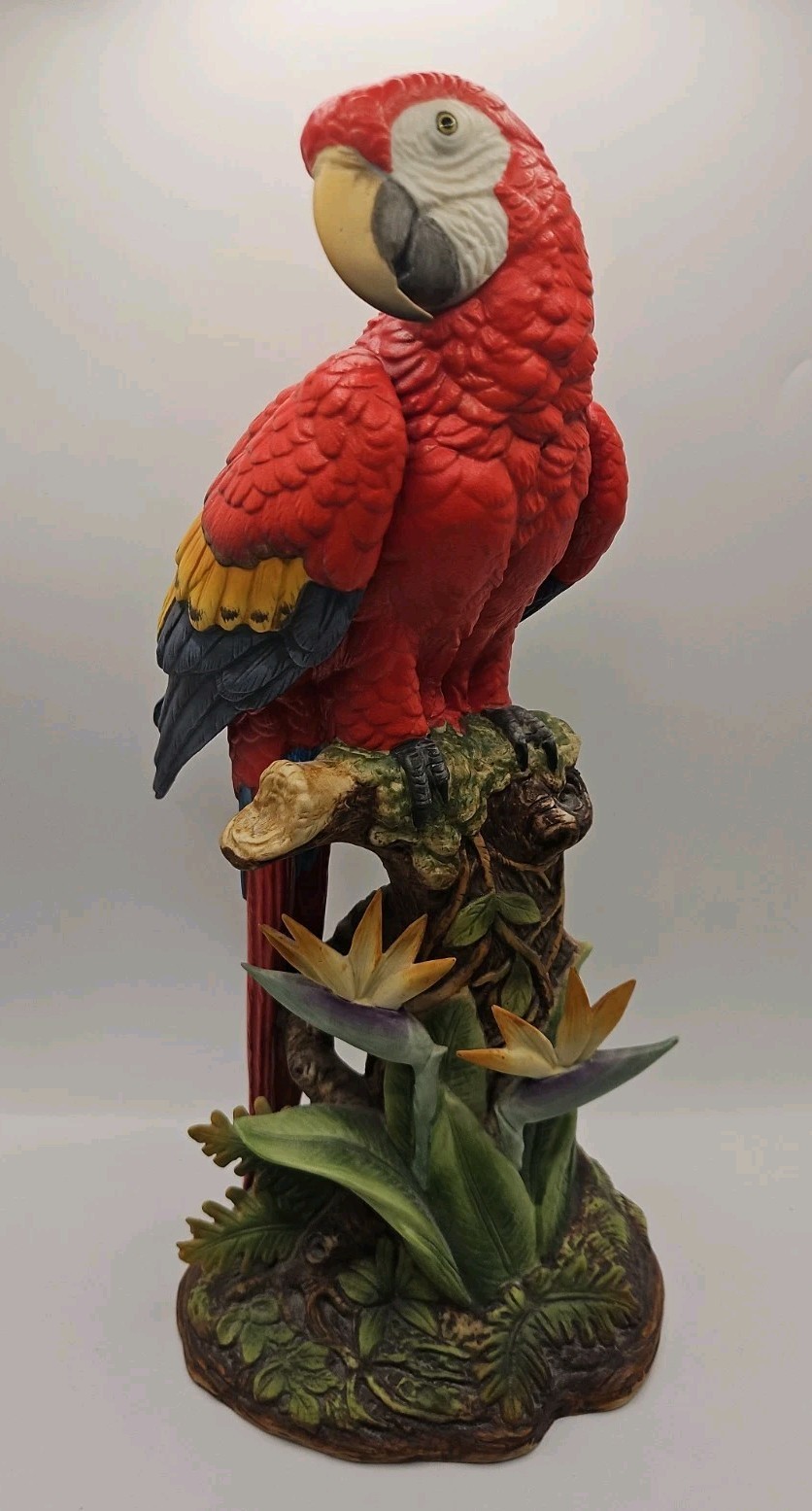 Andrea Scarlet Macaw Parrot Figurine #6811 Rare 13” Porcelain Tropical Bird