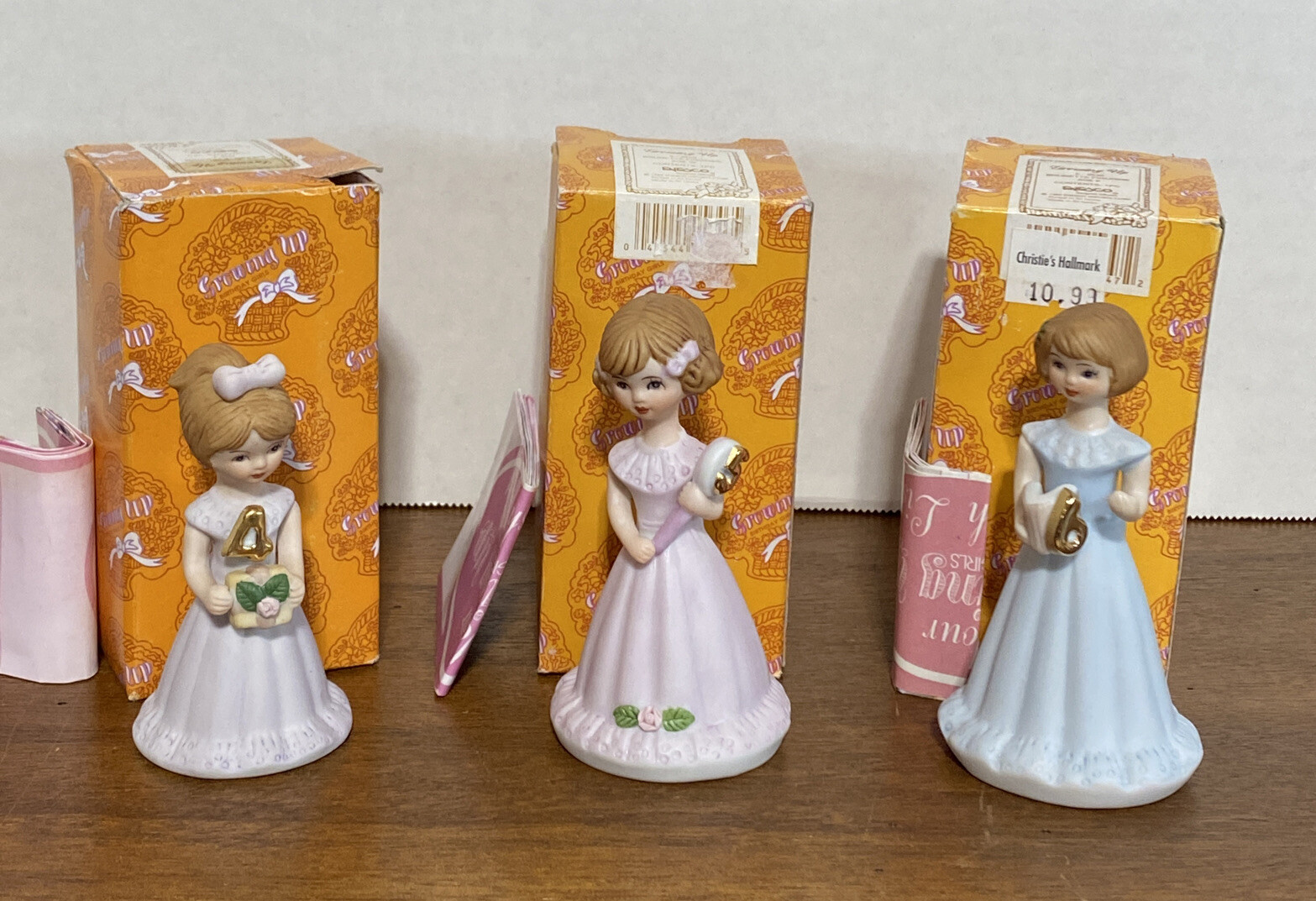 Authentic Growing up Girls Brunette Ages 4,5,6 Figurines – 1982 – ENESCO NIB