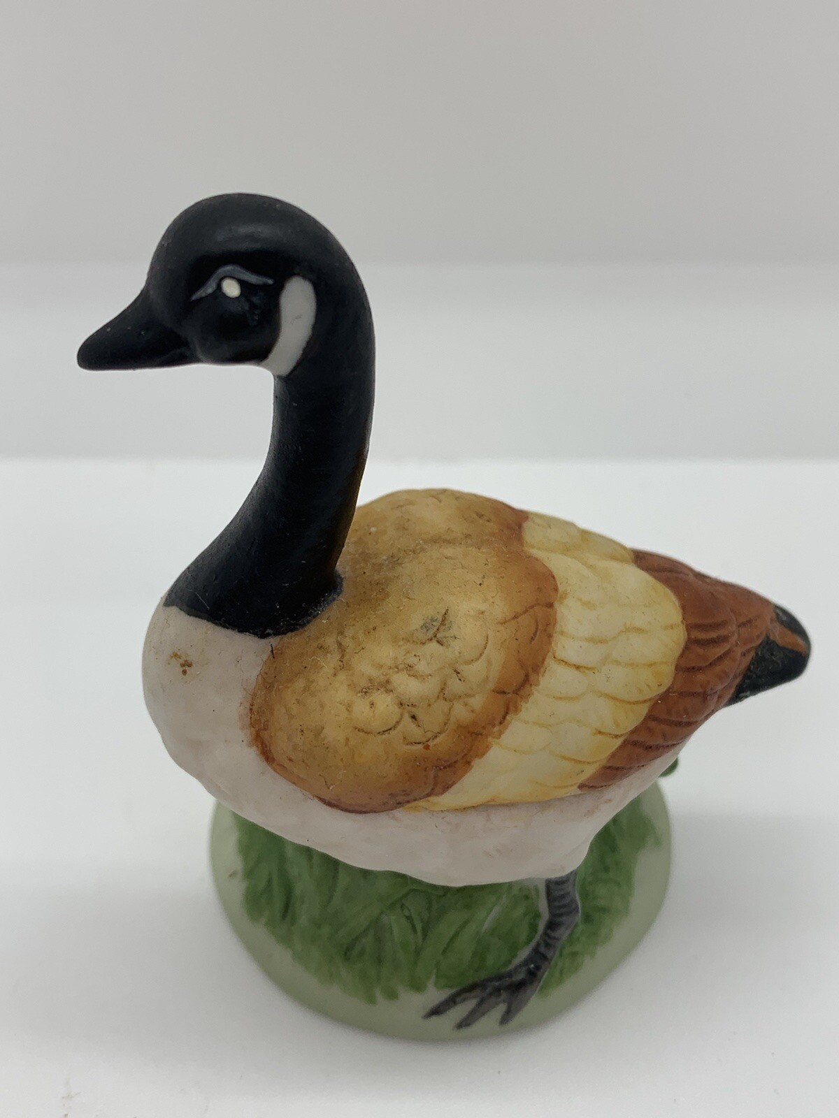 Vintage Biedermann Porcelain Figurines Pair Of Canada Geese Goose Sri Lanka READ