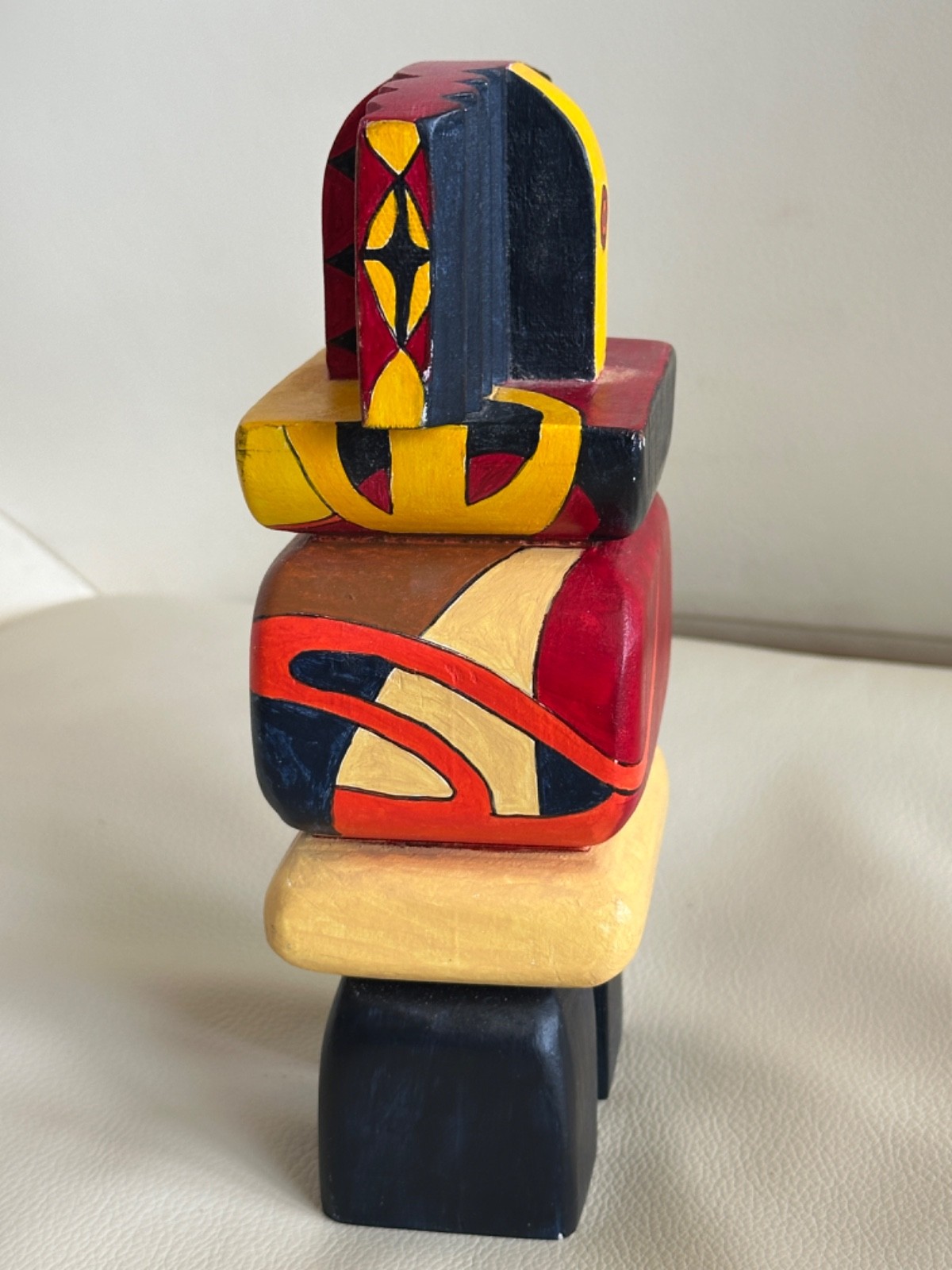 MATEO ALBUQUERQUE N.M. FOLK ARTIST VINTAGE HAND CARVED WOODEN FIGURE PAINTED8.5″
