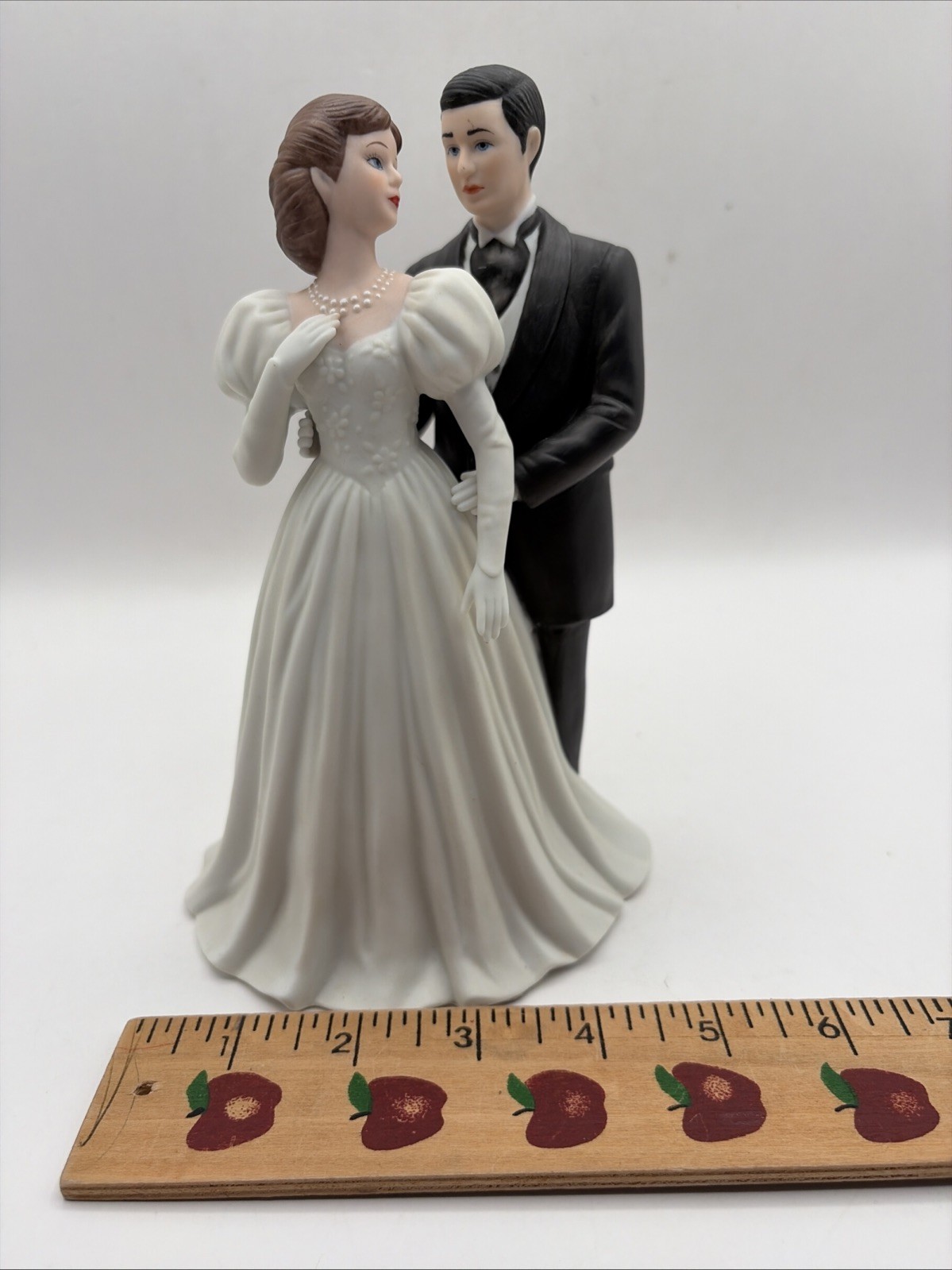 1999 Home Interior Evening Of Romance Bride/Groom Figurine Masterpiece Porcelain
