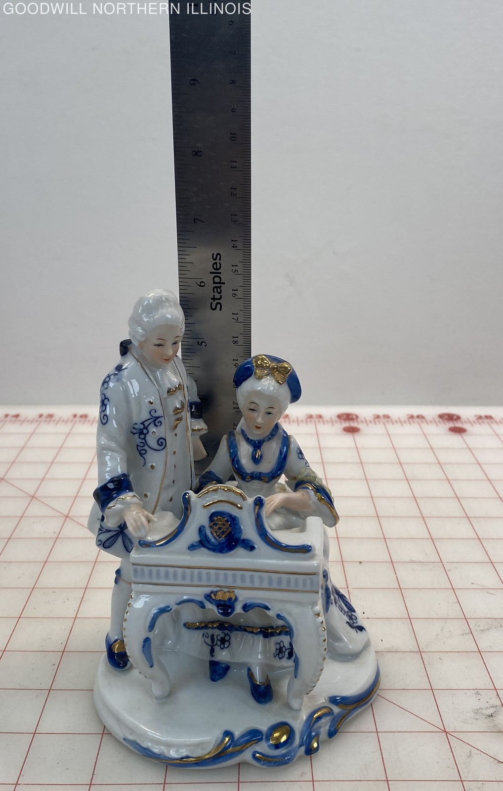 5 Vintage White/Blue Porcelain Rococo/Colonial Figurines – Enesco, Ardco +