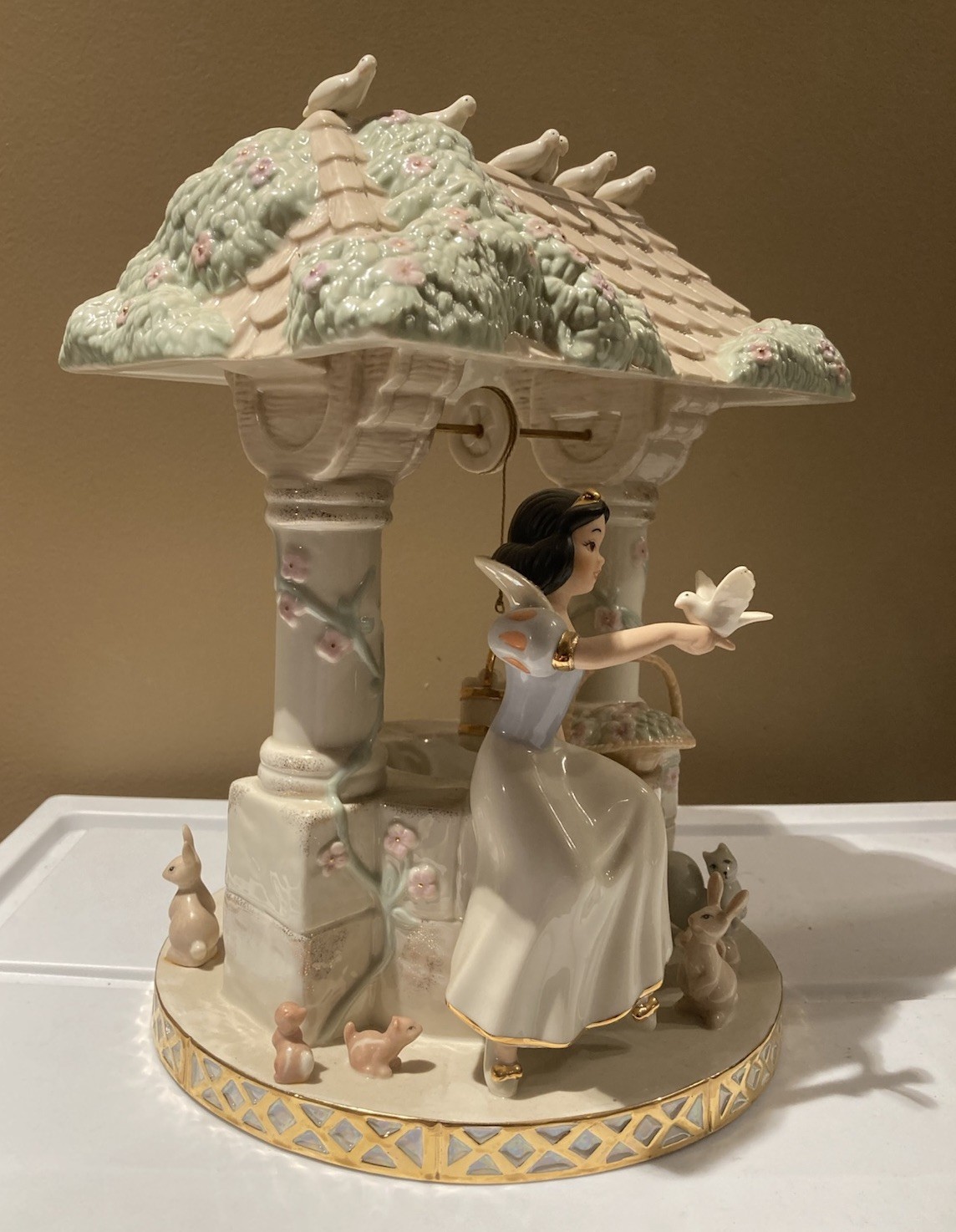 Lenox Disney Snow White Some Day My Prince Will Come Wishing Well Ltd Ed Mint