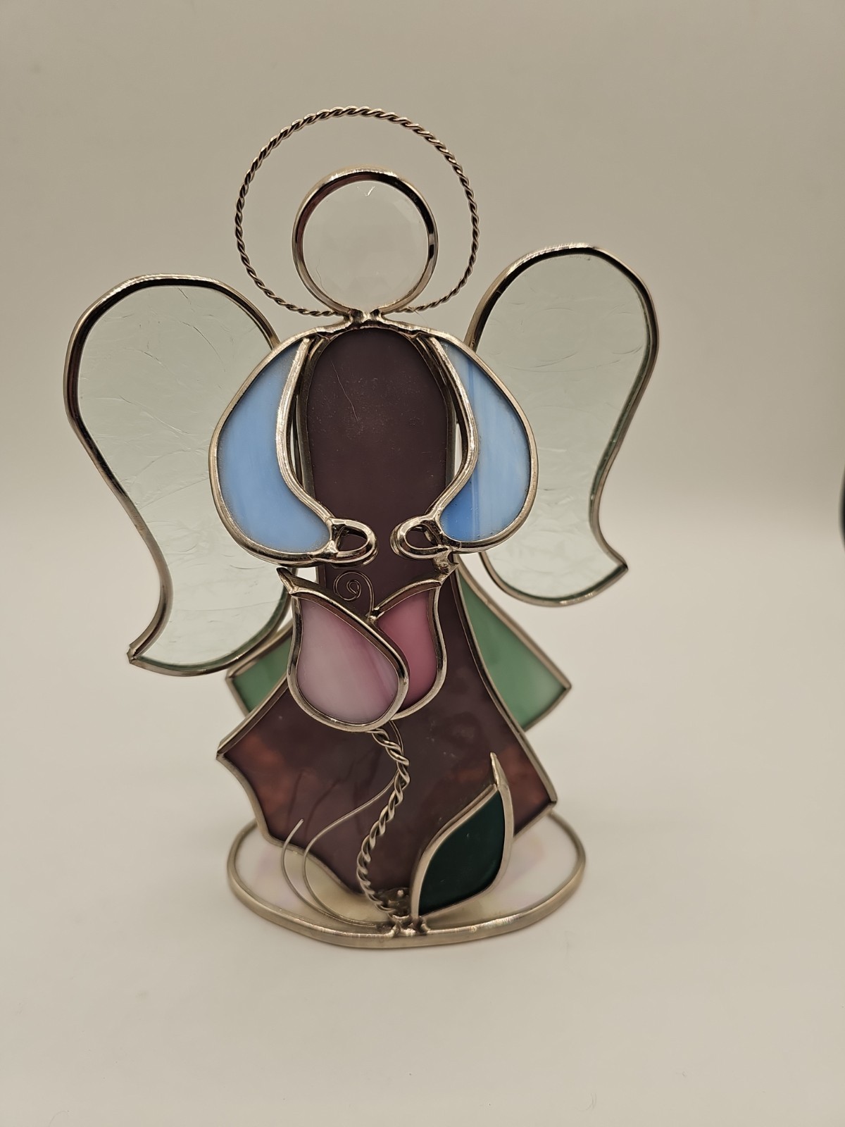 STAINED GLASS ANGEL HOLDING CRYSTAL HEART