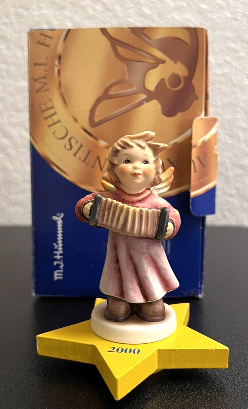 Hummel # 1636 Hum 2096/H “Millennium Bliss” Annual Angel 2000 New!