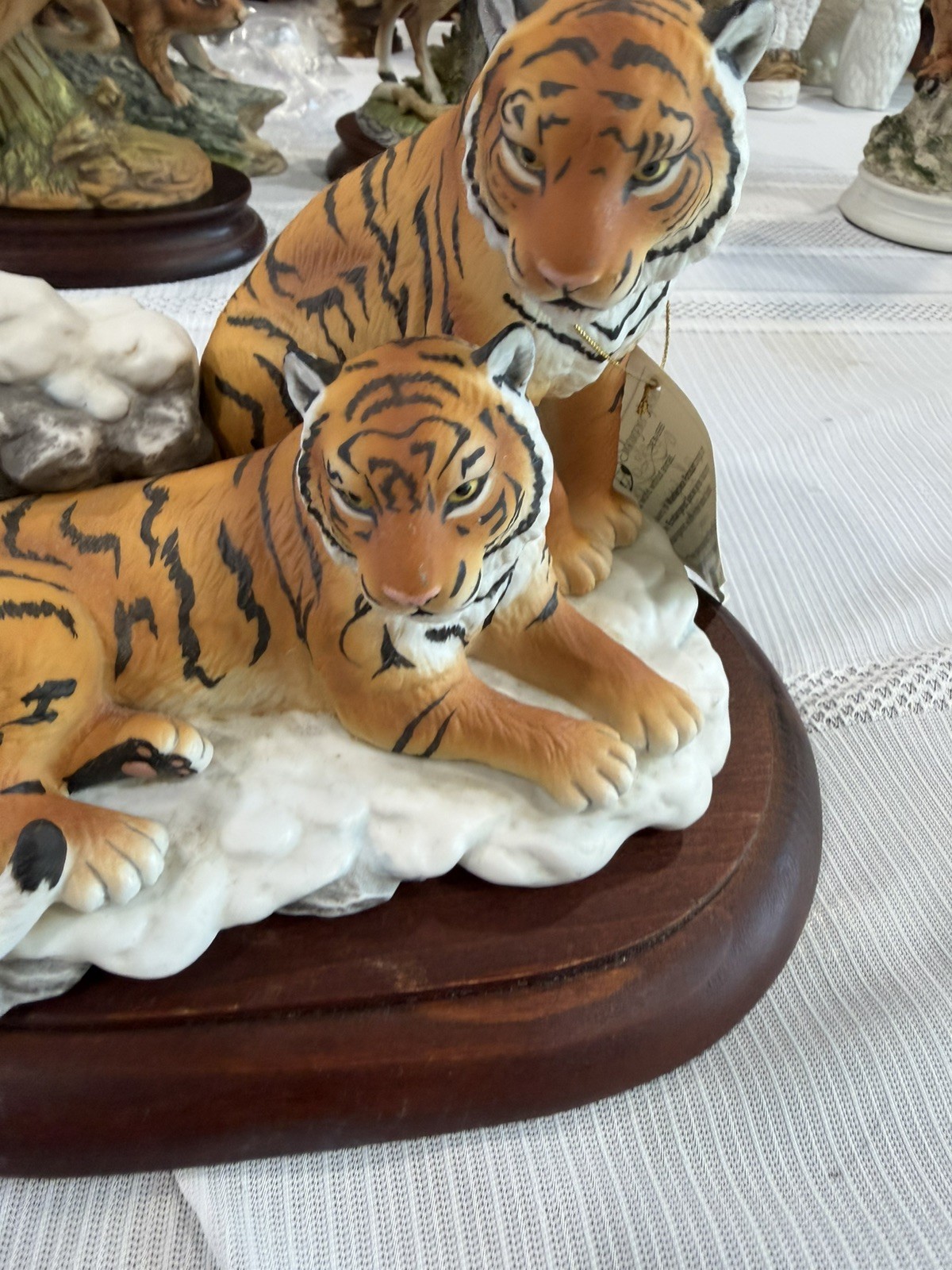 1996 Home Interior Siberian Tigers Endangered Species Masterpiece Porcelain ~ NM