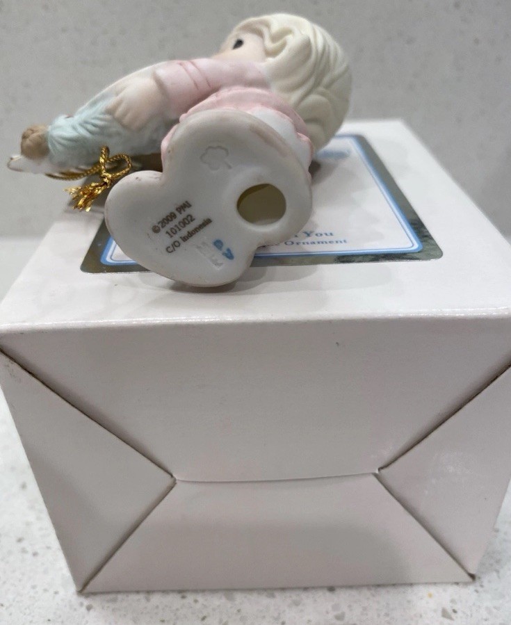 Precious Moments 2010 Dated Ornament “MY HOPE IS IN YOU” #101002 New Open Box