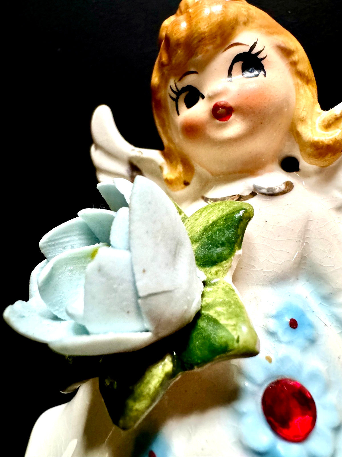 VTG 1950s Lefton Ceramic July B-Day Angel w/Red Stone & Blue Flower #6224 Japan