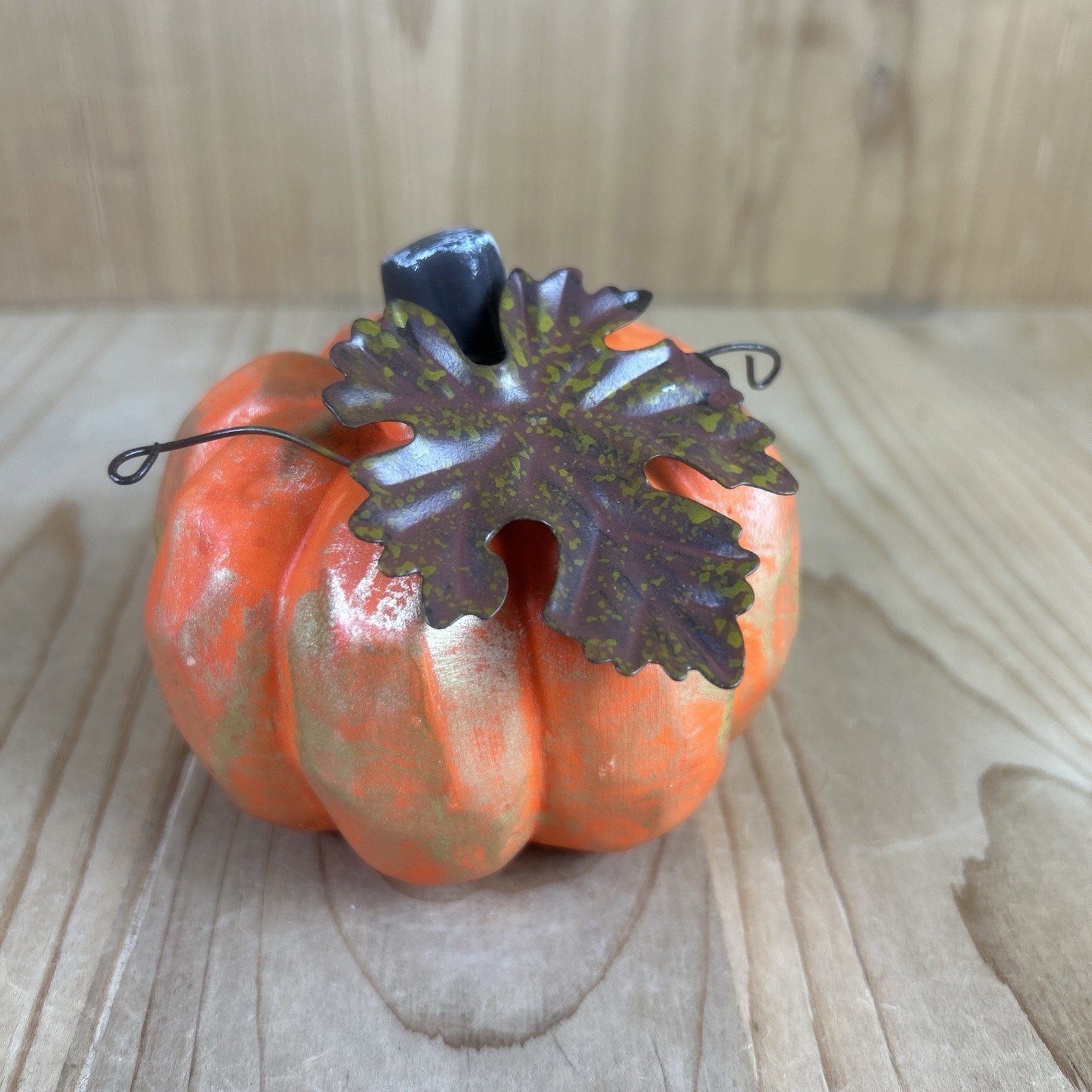 Pumpkin Figurine Set Of 3 Orange Gold Ceramic Metal Leaf Vine Fall Harvest 4×3”
