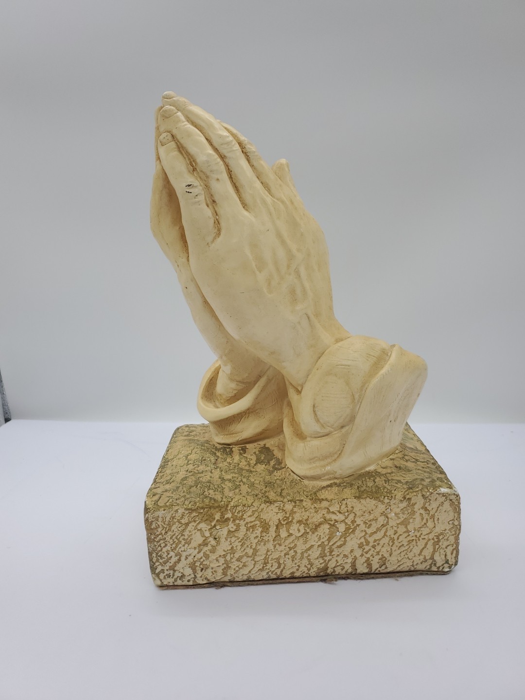 Ceramic Praying Hands Figurine Vintage Atlantic Mold Company