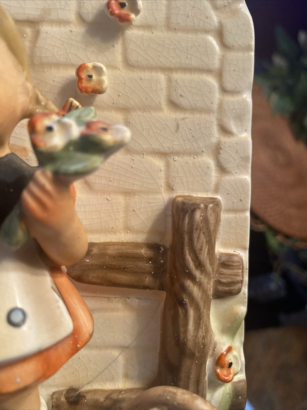 Vintage Erich Stauffer Wall Hanging Figurine -Girl & Flowers-Hummel #S8398 Great