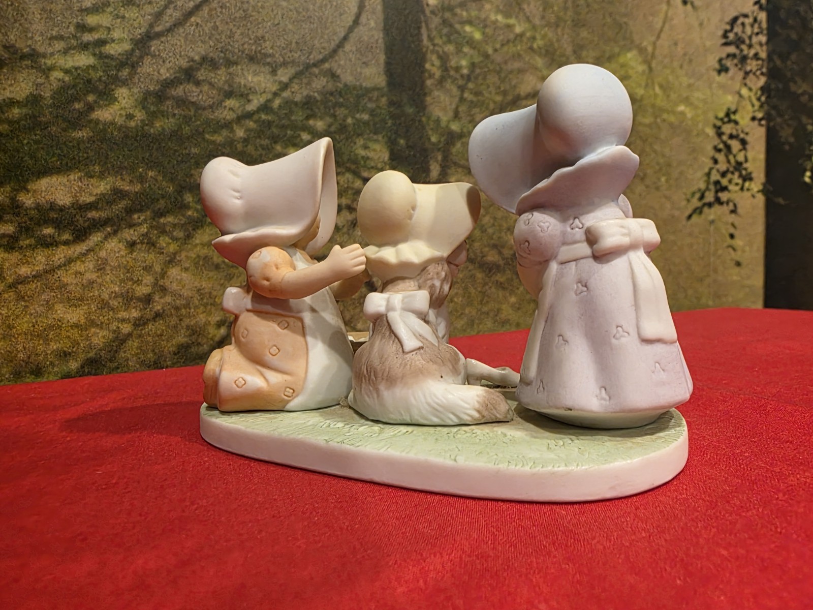 1994 Homco ” Be Happy ” Figurine from Circle of Friends by Masterpiece No Box