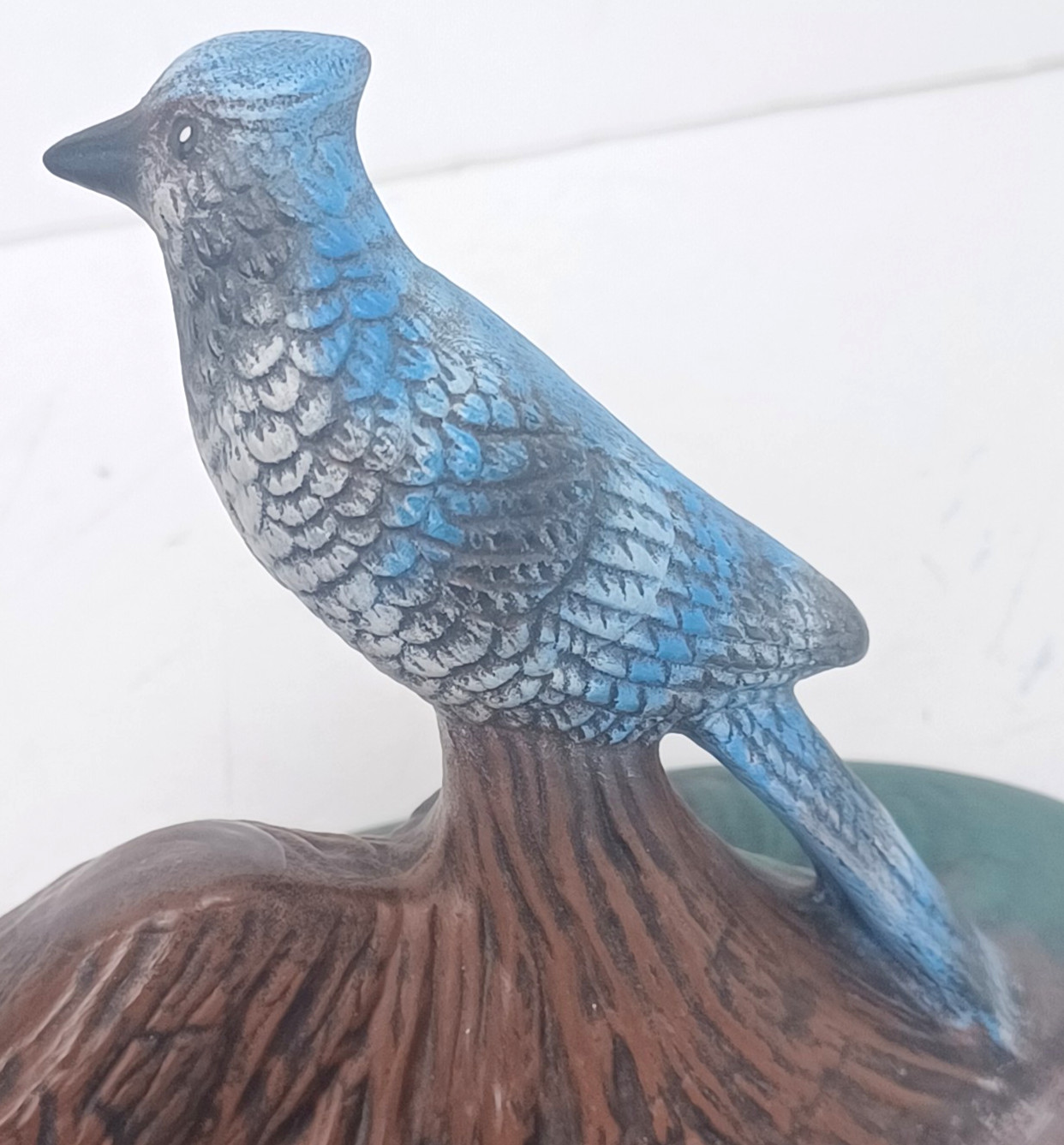 Vtg 1987 Handmade Mikes Mold Ceramic Blue Jays on Log Figurine Matte Glaze 10″