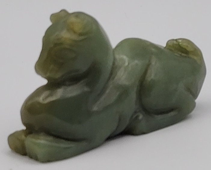 Asian Stone Green Cat? Figurine 2 1/2″ Long x 1 1/2″ Tall READ BLUE