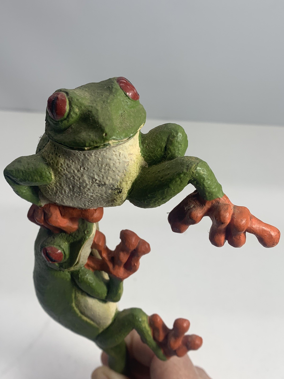 Tree Frog Door/window Frame Resin Figurine