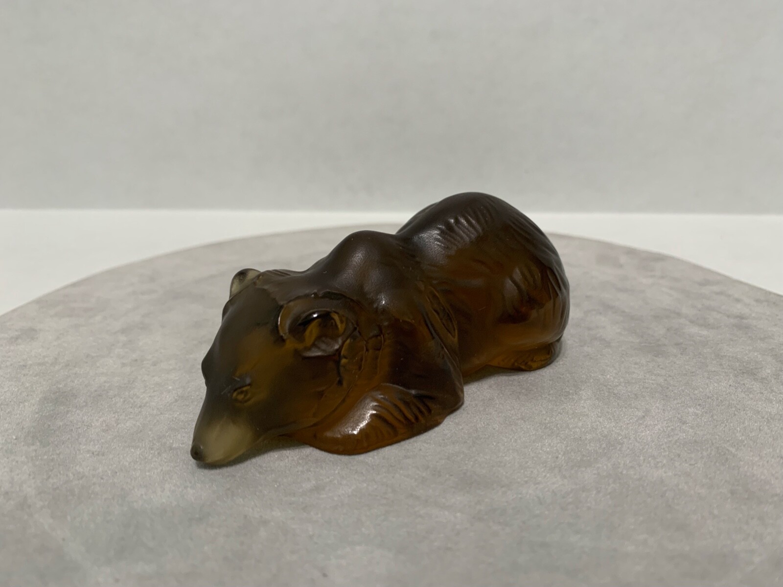 Vtg Lalique Ouki Bear Amber Crystal Figurine Resting Glass Bear Signed France