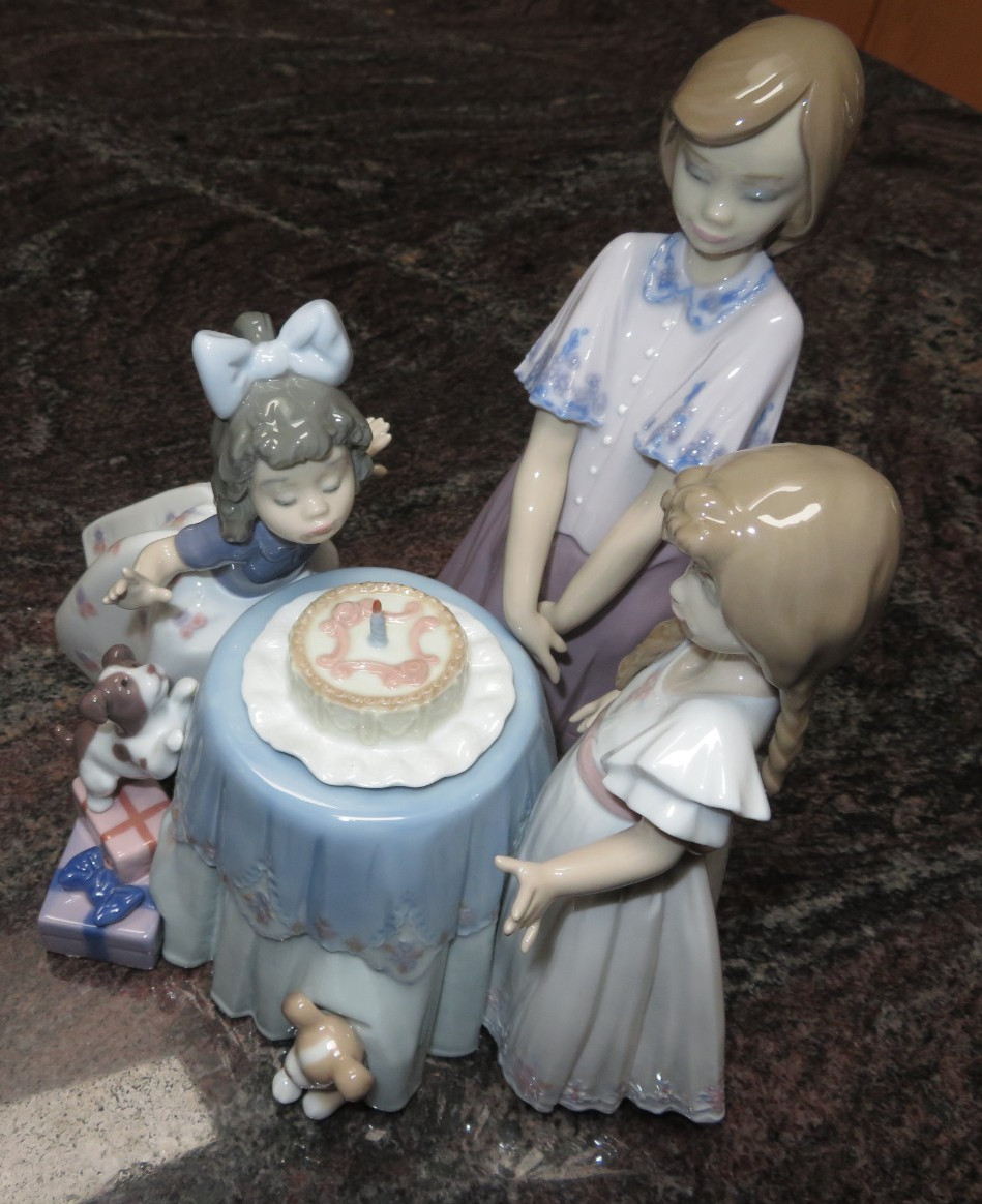 Lladro “Making a Wish” 5910 Girl Birthday Party with Cake Rare with original box
