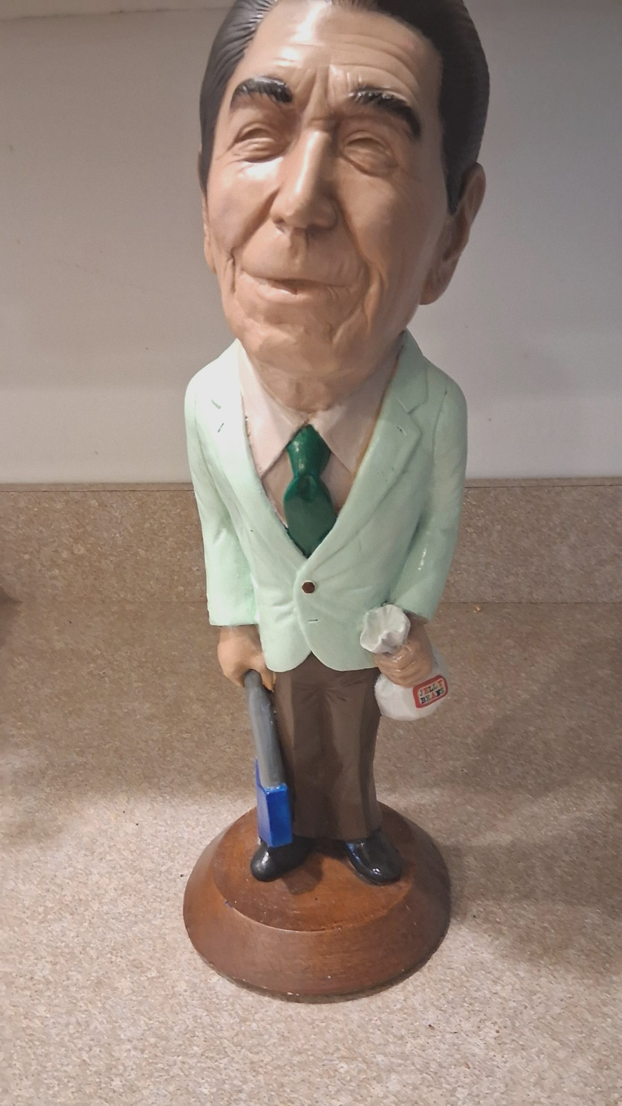 ESCO STATUES