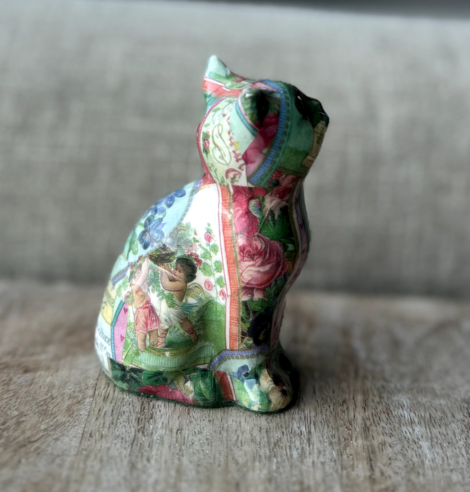 Linda Edgington Designs Decoupage Porcelain Floral Multicolor Cat Canada Vintage