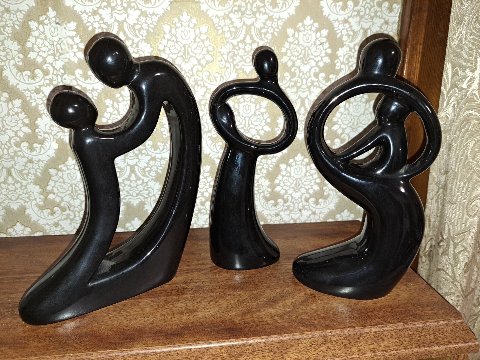 Trio of Parent & Child Figurines, Smooth Black Glazed Porcelain