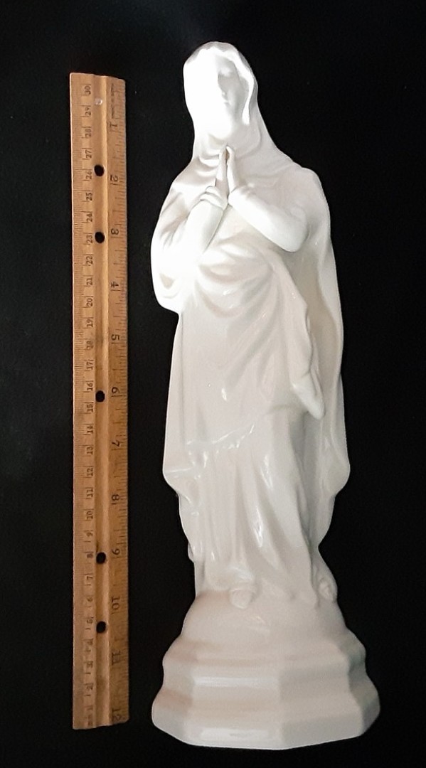 Belleek Blessed Virgin Mary Figurine Made in Ireland 12″ PERFECT