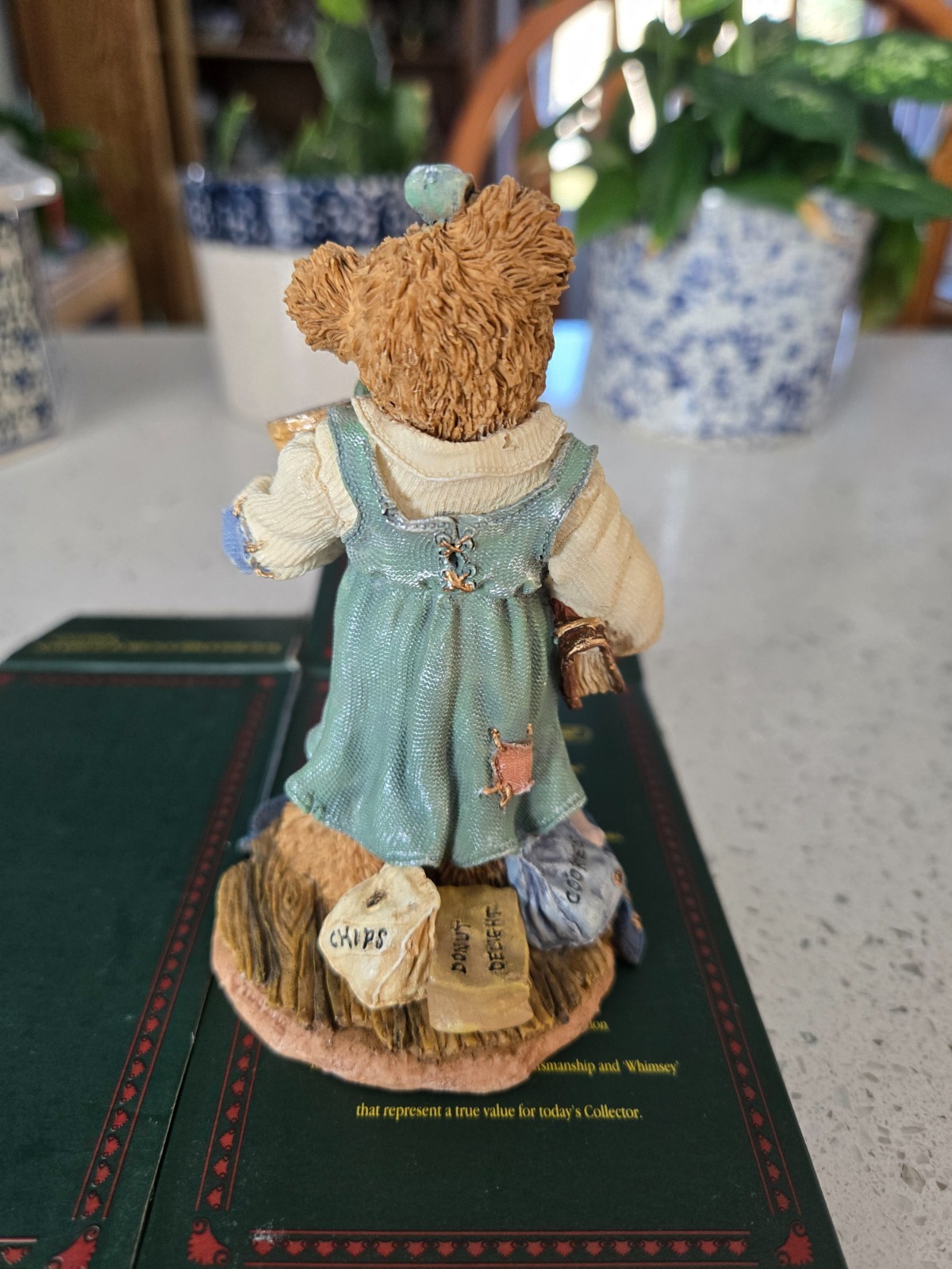 Jennifer Newmom 2002 w/Original Box 2E/1247