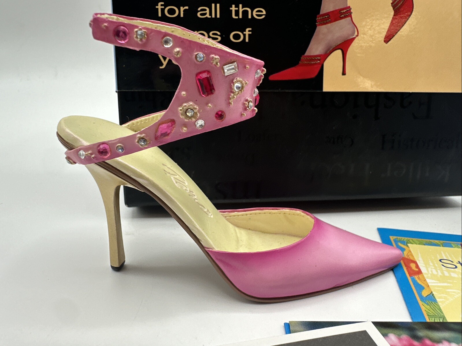 Just The Right Shoe PINK POODLE 25523 JTRS Raine – Brand New – RARE (a)
