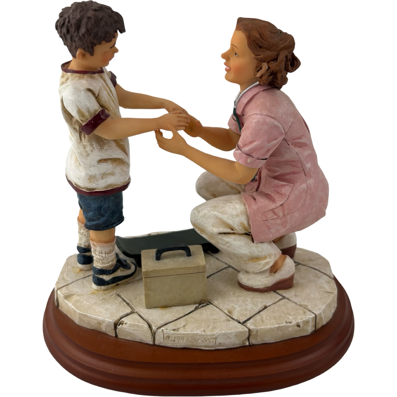 Vanmark Figurine White Caps of Caring RN Nurse Minor Setbacks NR94016 VTG 1998