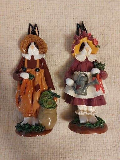 Enesco Bunny Couple Figurines 343110 & 343072 Boy and Girl Bunny Easter 1997
