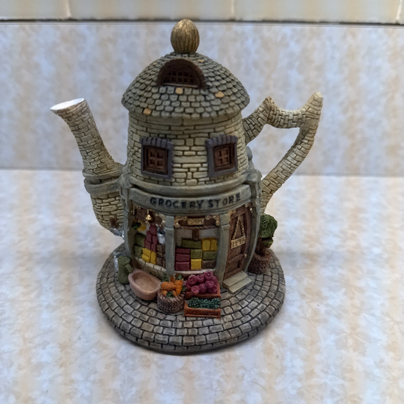 Vtg Hometown Teapot Cottages Grocery Store Handpainted Figurine 4.5×3.25 in