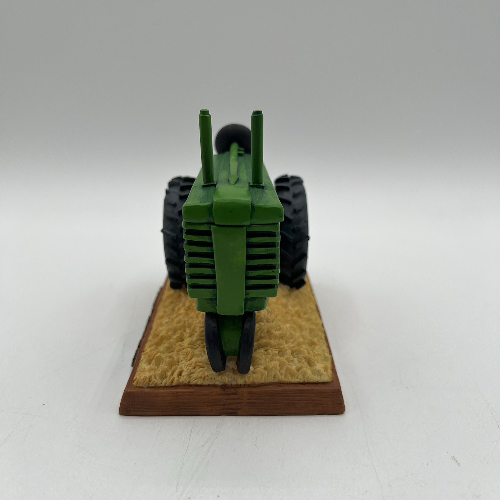 1999 Enesco America’s Favorites John Deere Ceramic Tractor w/ Box