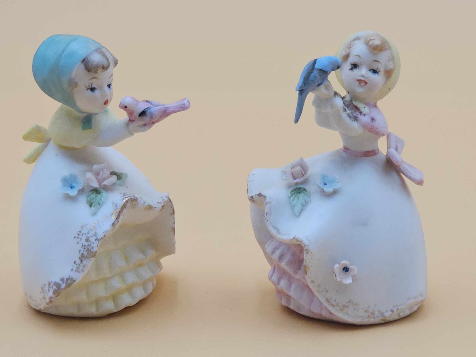 2 Vintage Porcelain Figurines Young Ladies With Birds 3 1/2″ Tall Brinn’s Pitts