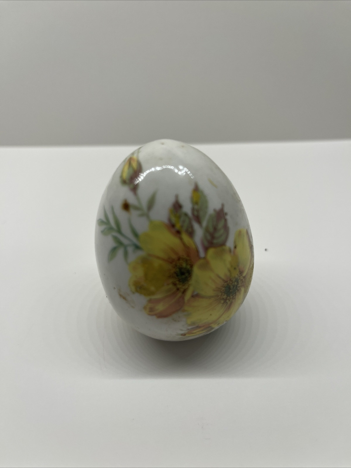 Vintage Oriental Hand Painted Egg Decorative