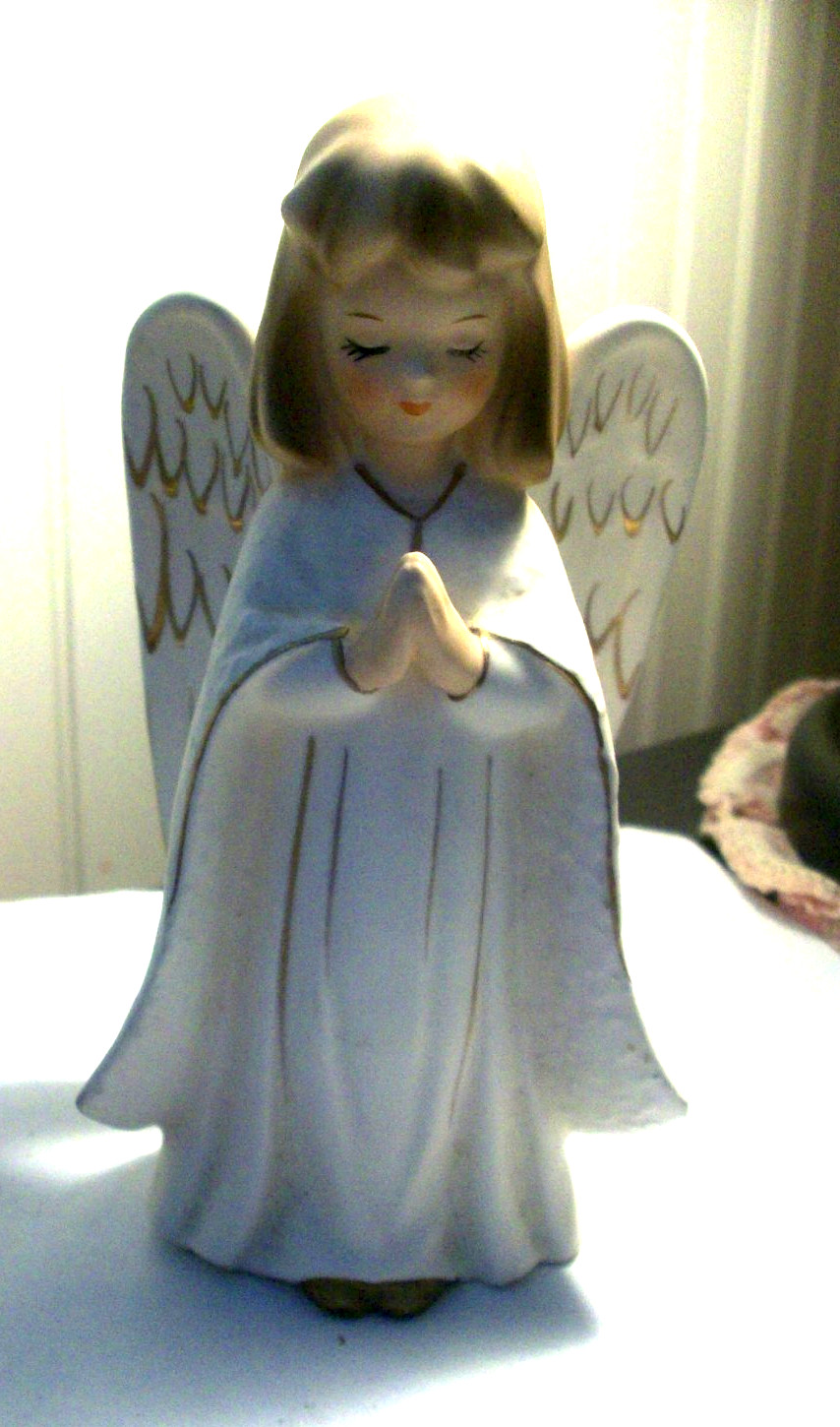 Vintage NORLEANS Japan ceramic Angel w/ robe praying figurine EXCELLENT