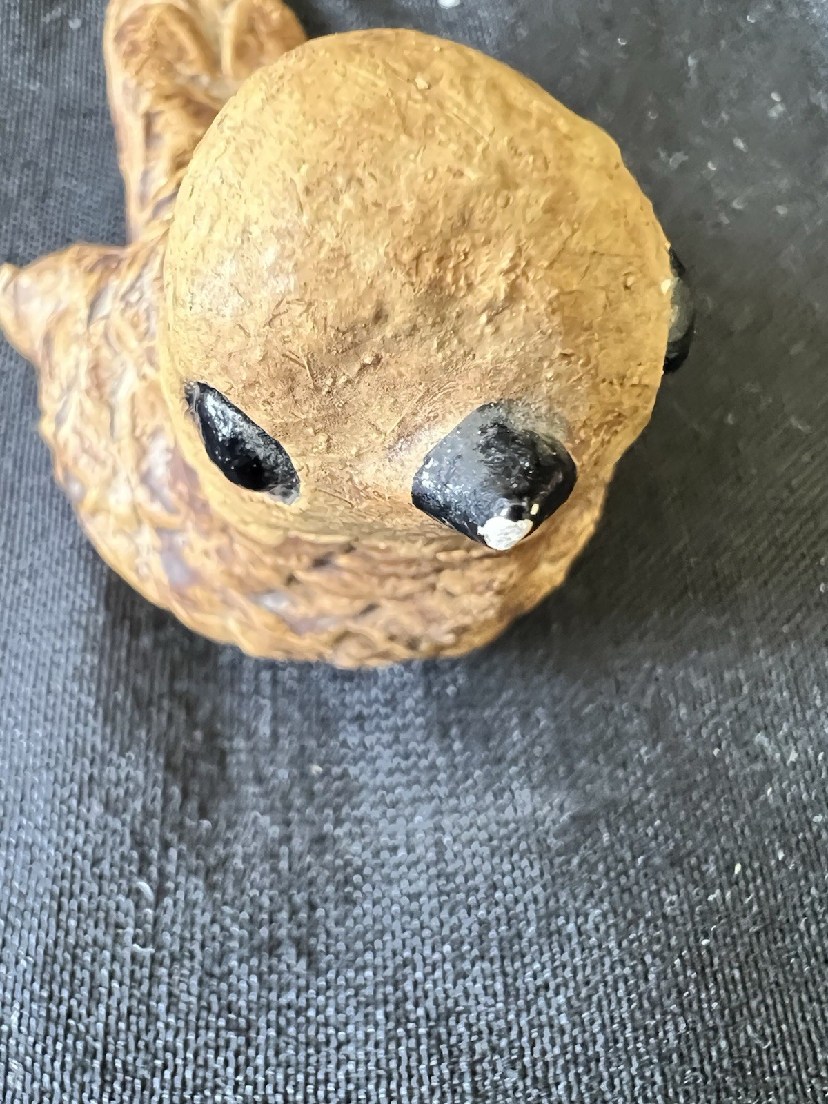 VTG CUTE BROWN RESIN LITTLE BIRD FIGURINE